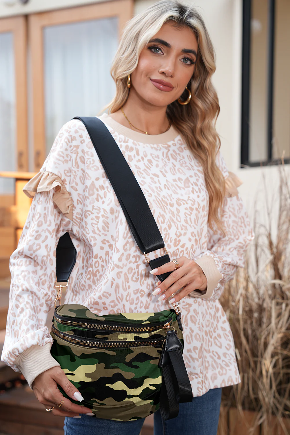 17135563504b5f76bf2fcae3798db6fc0ac10dbe33f029ae6172ae4252764659 Green Camouflage Print Double Zipper Crossbody Bag - Image 6
