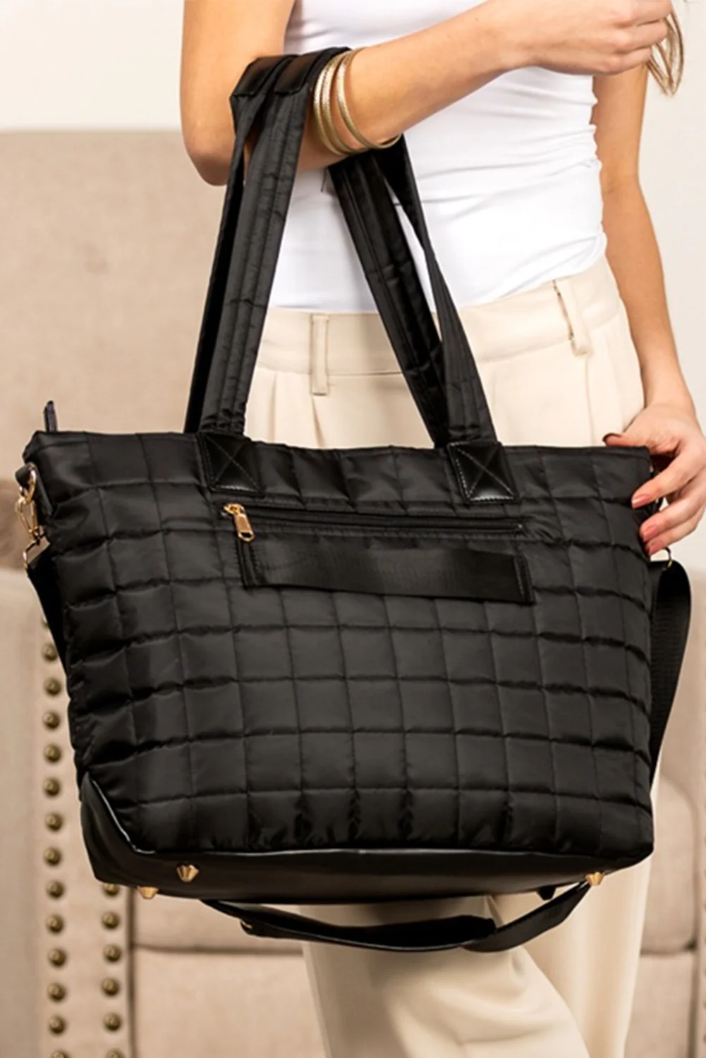 d0f0c6d2ba72060be43d27d551a0c6580d613683c9cd52a94c312e34afc5b575 Black Quilted Patchwork Large Tote Bag and Clutch 2pcs Set - Image 3