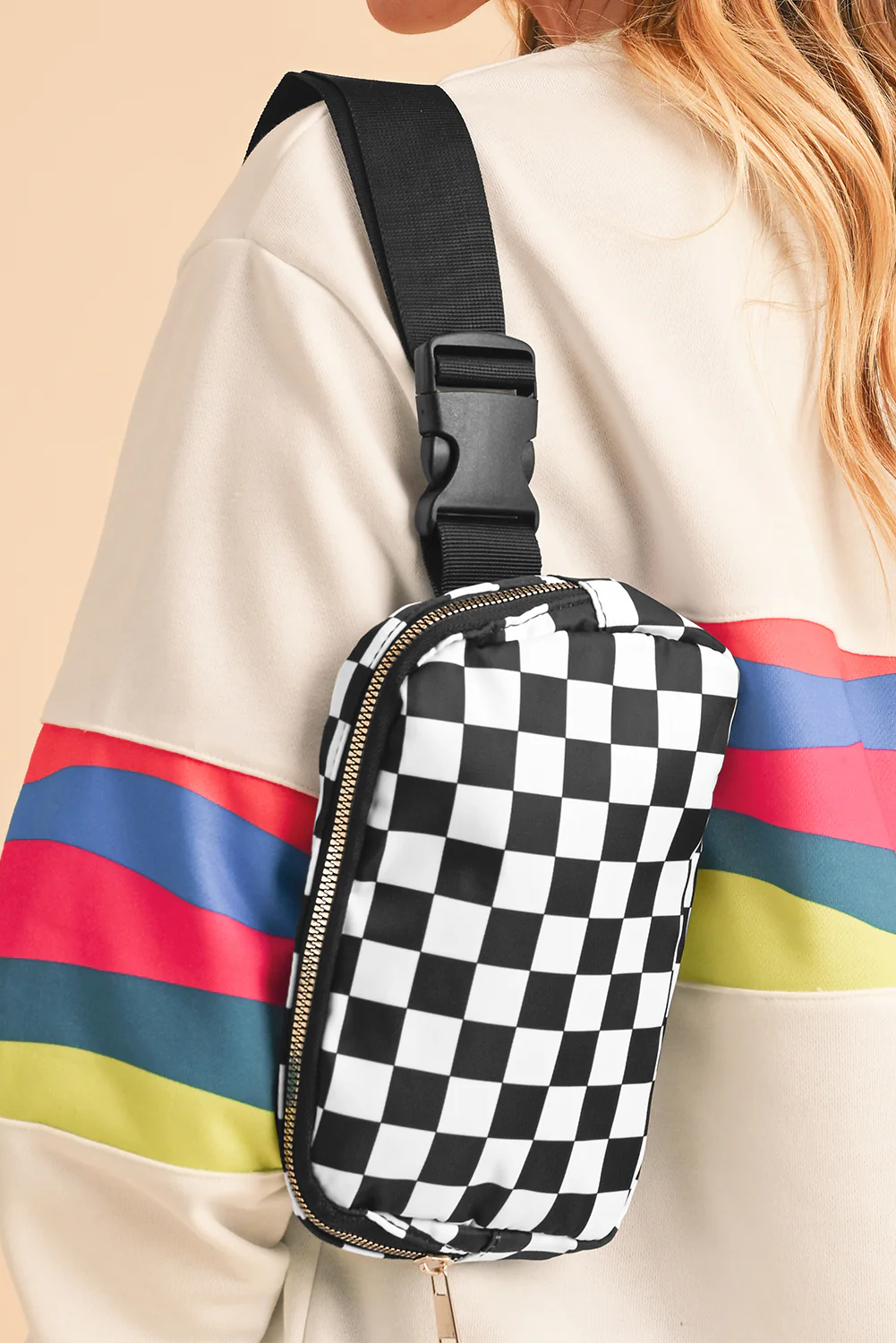 e50a7e9c72746f56fbcb197043139e9a9d881b8bdb8fccd2e8dd317d2f202d29 White Checkered Print Buckle Wide Belt Crossbody Bag